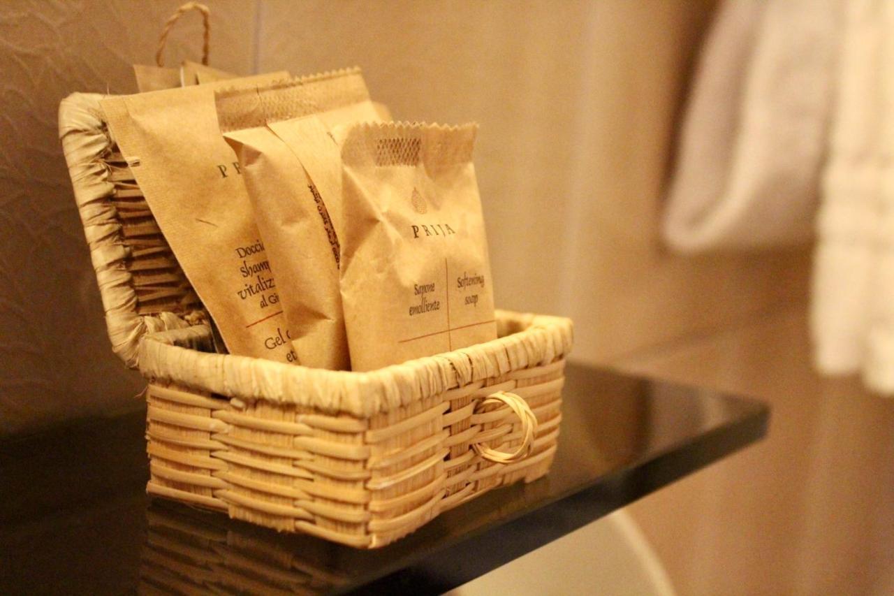 Hotel Tre Corone Garda  Ngoại thất bức ảnh