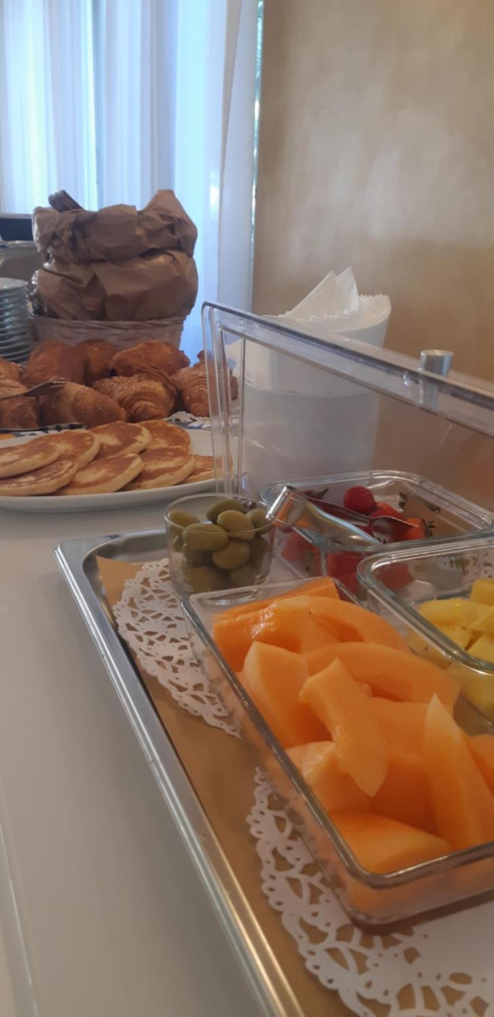 Hotel Tre Corone Garda  Ngoại thất bức ảnh